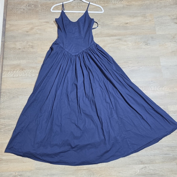 Navy Blue Sleeveless Gathered Waist Maxi Dress - Picture 4 of 13